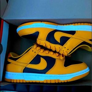 Nike dunk low (Goldenrod)